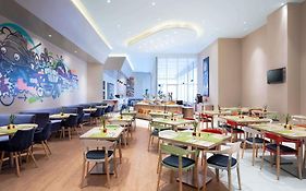 Ibis Styles Jakarta Mangga Dua Square